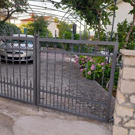 Apartment Miletic Trogir Eksteriør bilde