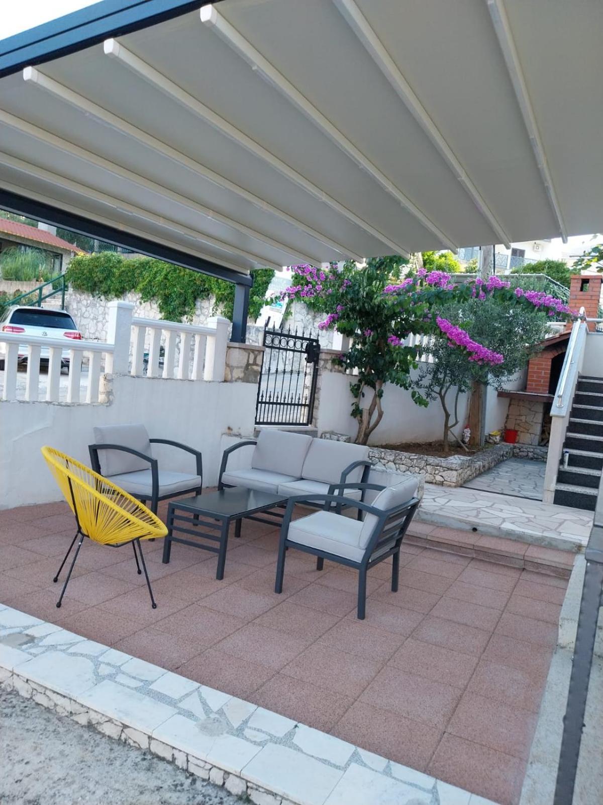 Apartment Miletic Trogir Eksteriør bilde