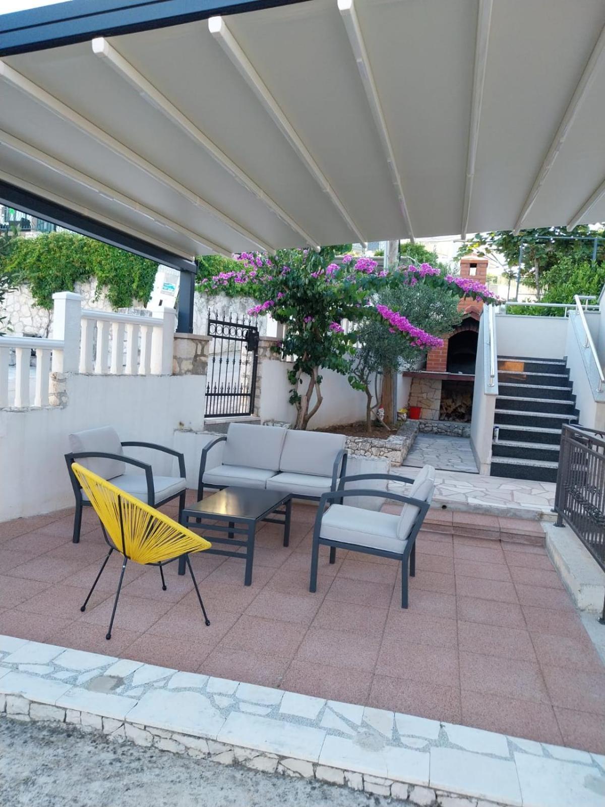 Apartment Miletic Trogir Eksteriør bilde