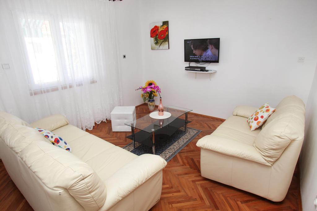 Apartment Miletic Trogir Eksteriør bilde